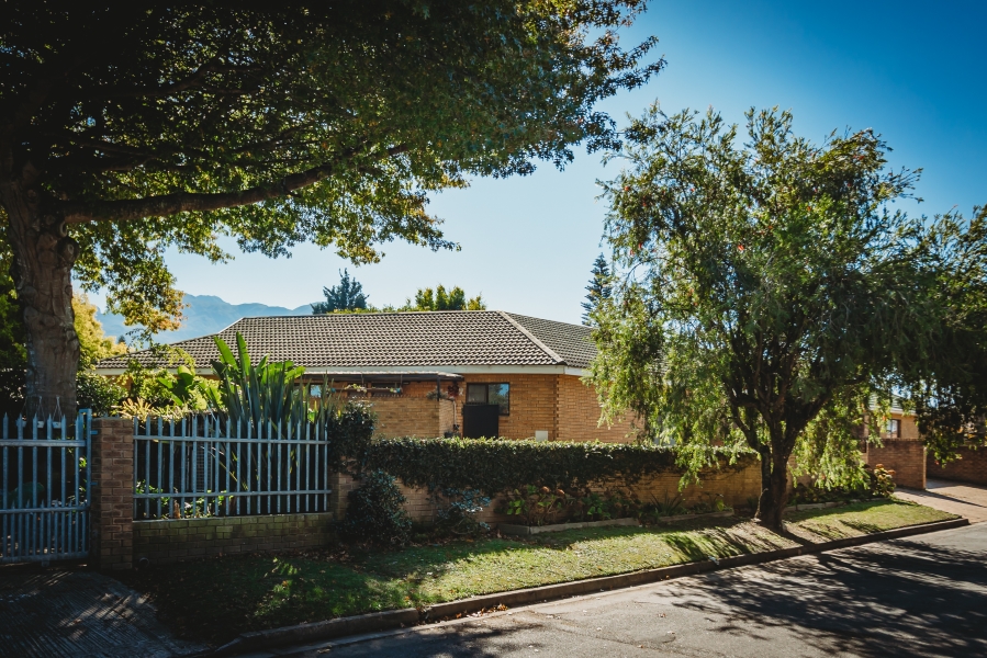 3 Bedroom Property for Sale in Heather Park Western Cape